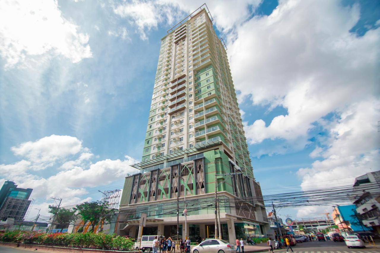 Migas Haven At Sunvida Tower Across Sm City Cebu Buitenkant foto
